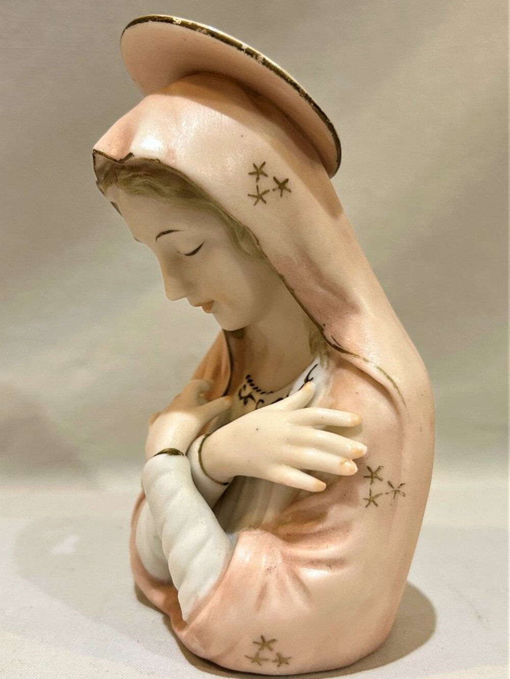 Norcrest Porcelain Praying Madonna Virgin Mary Figurine 5.25" Halo Japan